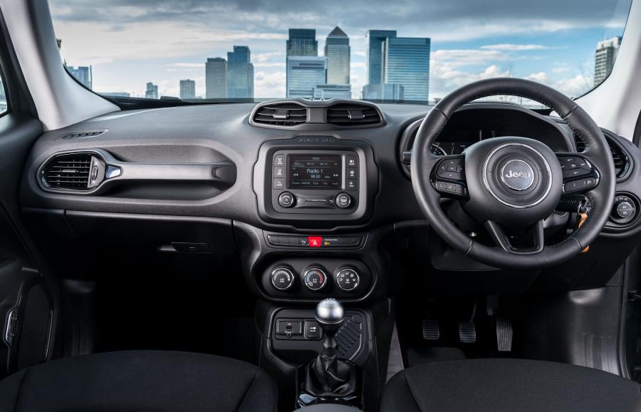  Jeep Renegade Dawn of Justice 2016 года  (UK) (фото 4 из 4)